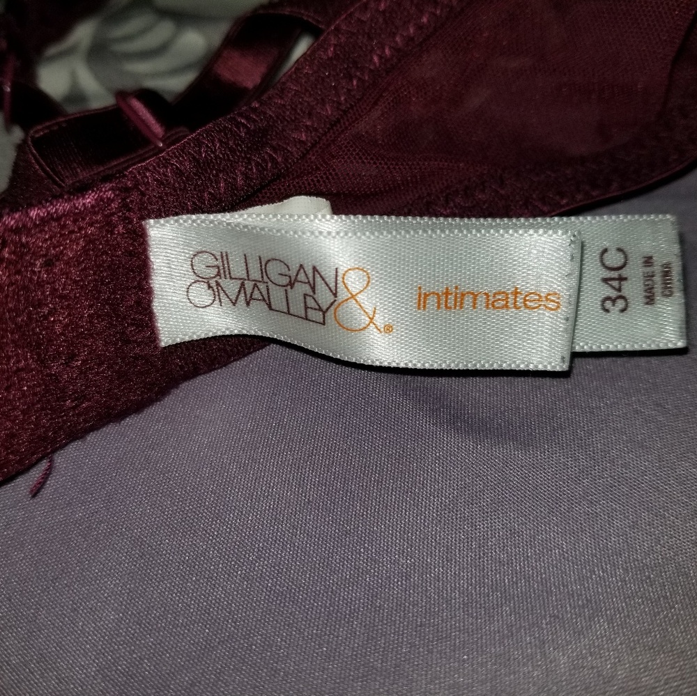 Lingerie Set - Picture 7 of 8